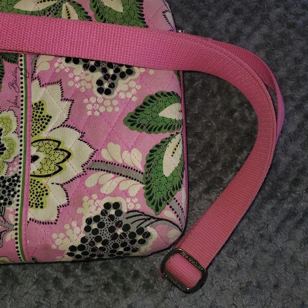 Vera Bradley Laptop Tablet Case- Priscilla Pink Pattern
